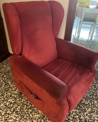 Poltrona recrinabile elettrica  per anziani