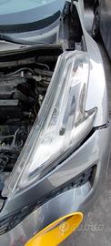 NISSAN JUKE 2014 FARO ANTERIORE SX