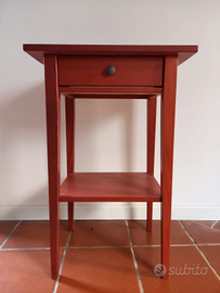 Comodino Hemnes Ikea