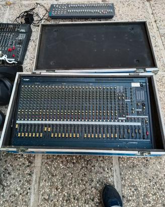 Mixer Yamaha Mixing console MG 32/14 FX
