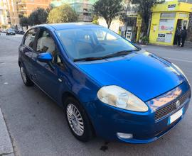 FIAT Grande Punto - 2009