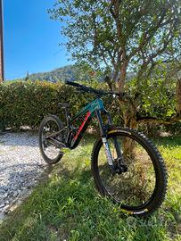Trek slash 8 2022