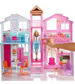 Casa di Barbie a 3 piani 