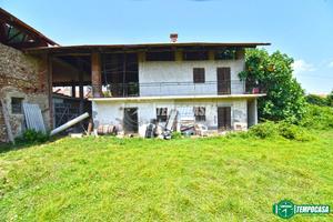 SOLUZIONE INDIPENDENTE CON GIARDINO