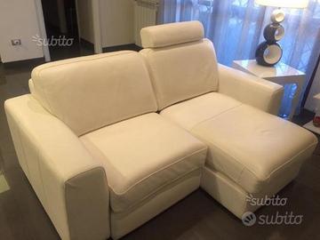 Divano in pelle pregiata