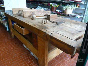 Tavolo falegname