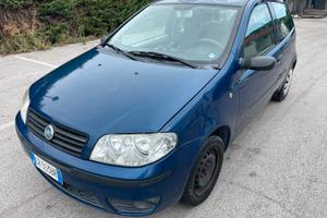 FIAT PUNTO 1.2 BENZINA NEOPATENTATI 174000