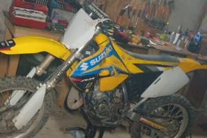 Suzuki RM 125 2000 