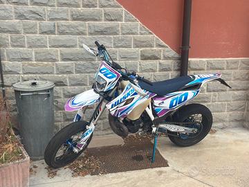 husqvarna 300 2T motard