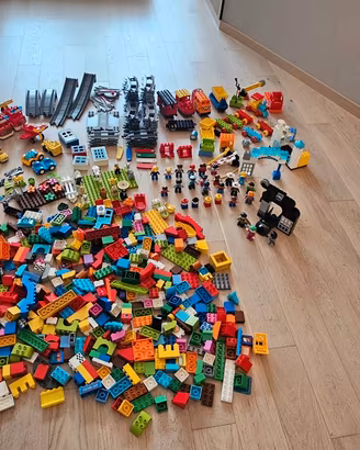 Lego Duplo Ferrovia e altre Collezioni