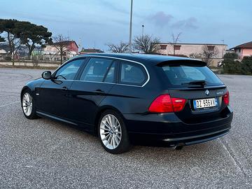 Bmw 320D LCi tation wagon