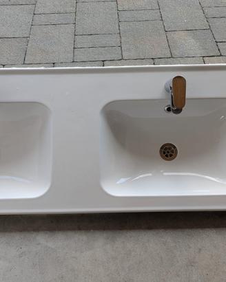 lavandino doppio in ceramica 