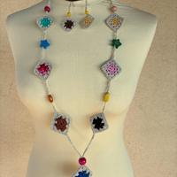 collana donna con orecchini 
