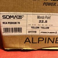 Scarponi fisher RC4 podium 70 