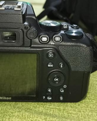 Nikon d3500 obiettivo 18 105 mm