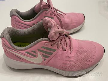 Scarpa da corsa donna  Nike colore rosa tg 38.5