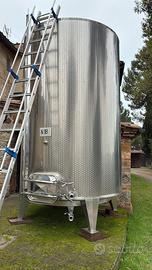 Serbatoio in acciaio inox da 100 hl