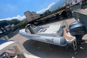 MV Motonautica Vesuviana Mito 31