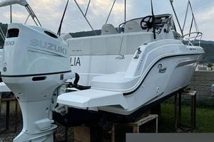 Ranieri International Next 22 SH + Suzuki 200 hp (