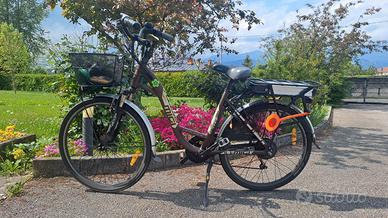Bici elettrica da donna