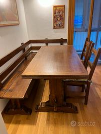 TAVOLO COMPLETO DI SEDIE E PANCA