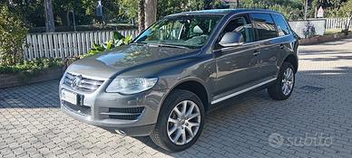 VOLKSWAGEN Touareg 3.0/240CV V6 TDI DPF