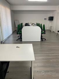 Computer e mobili per ufficio e Call Center