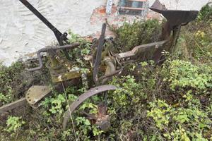 Aratro vecchio da restauro