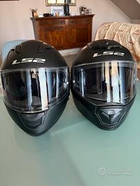 Caschi moto LS2