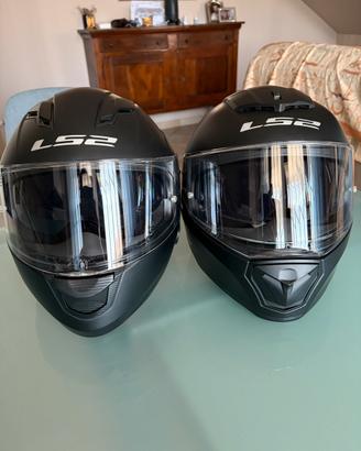 Caschi moto LS2