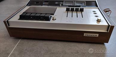 stereo cassette pioner tape deck
