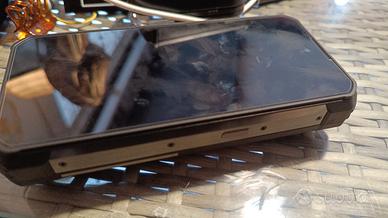 telefono da campeggio oukitel WP 100 