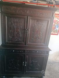 credenza antica 