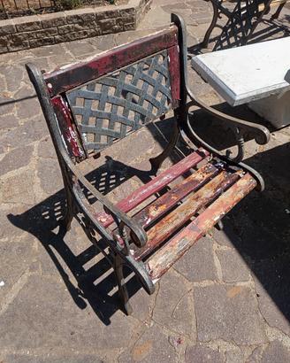 set giardino in ghisa da restaurare