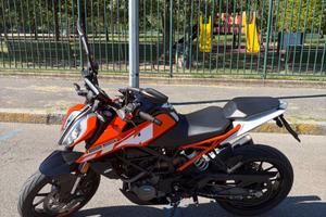 KTM duke 125 2017