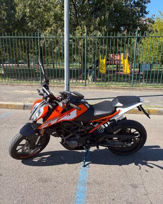 KTM duke 125 2017