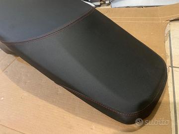 Sella Honda SH 300 Sport 2019 e parafango Monster