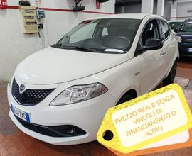 LANCIA Ypsilon 1.2 69 CV 5 porte Gold