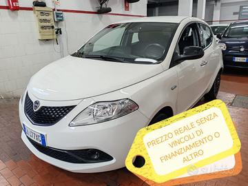 LANCIA Ypsilon 1.2 69 CV 5 porte Gold