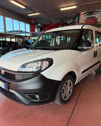 FIAT DOBLO' 1.6 MJT 90 CV SeS PC COMBI NI LOUNGE