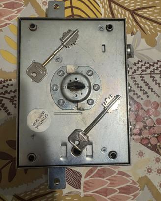 Serratura porta blindata