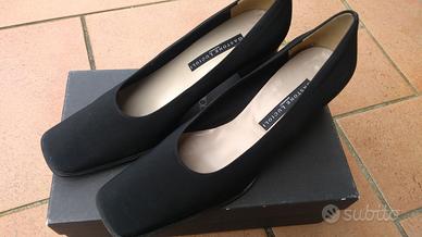 Scarpe col tacco G. Lucioli