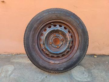 Ruota GOODYEAR 165/70R13 79T tubeless