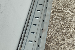 Allestimento x capi appesi x furgone