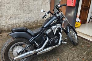 honda shadow vt600 