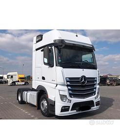 Mercedes Benz Actros + Schmitz