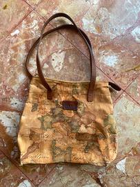Borsa alviero Martini da sistemare