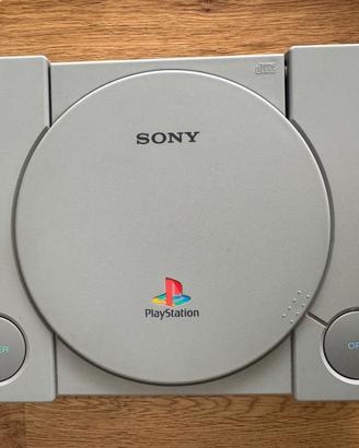 PS1 Playstation 1 + joypad + giochi - cavetto TV