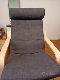 Poltrona IKEA con cuscino POÄNG