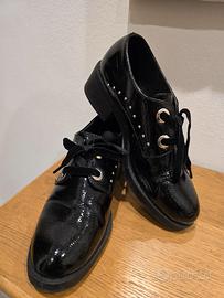 Scarpe marca far out